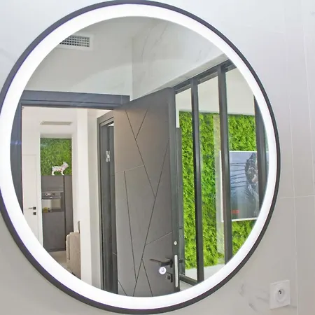 شقة Luxury Garden Jacuzzi Promenade *