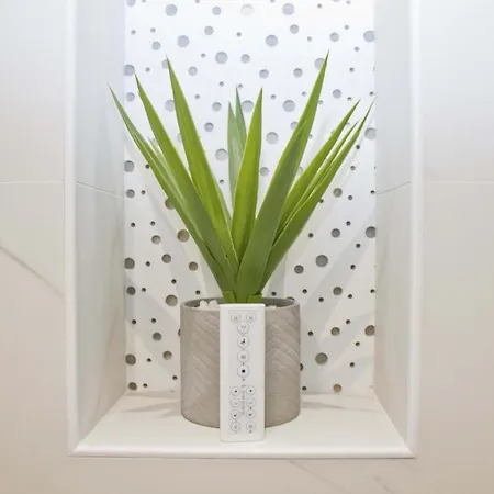 Luxury Garden Jacuzzi Promenade *