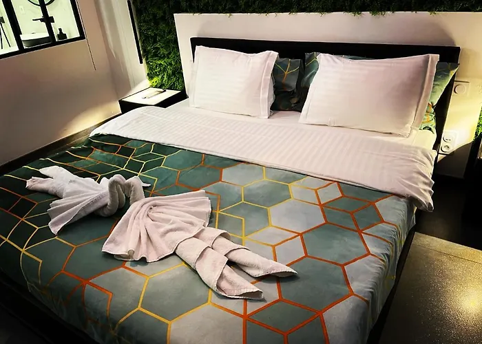 Appartement Luxury Garden Jacuzzi Promenade *