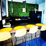 아파트 Luxury Garden Jacuzzi Promenade