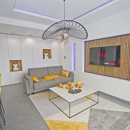 Luxury Garden Jacuzzi Promenade * 니스