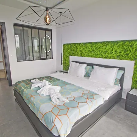 דירה Luxury Garden Jacuzzi Promenade